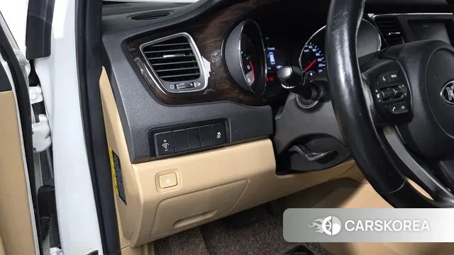 Kia The New Carnival 2019 Белый из Кореи, фото 3