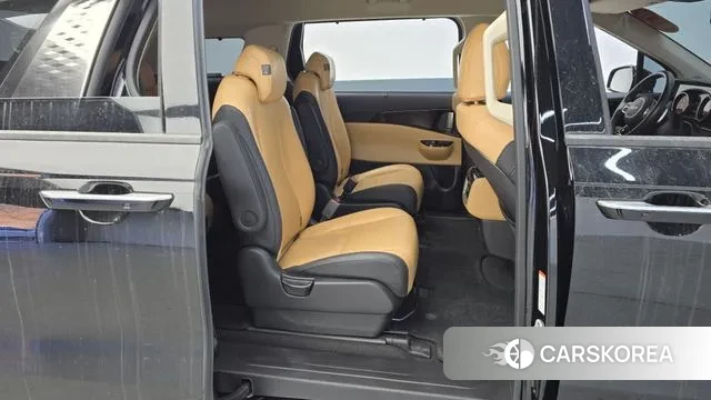 Kia Carnival 4th generation 2023 Черный из Кореи, фото 3