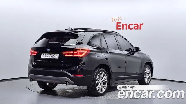 BMW X1 (F48) 2018 Черный из Кореи, фото 3