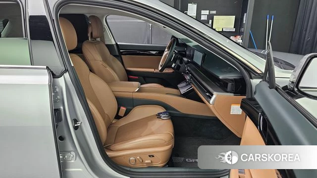 Hyundai Grandeur Hybrid (GN7) 2023 Серебряный из Кореи, фото 3