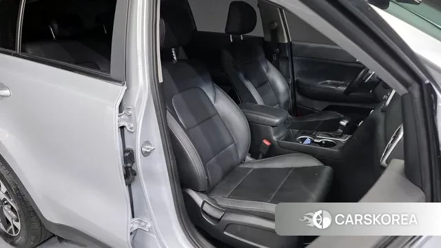 Kia Sportage The Bold 2020 Серебряный из Кореи, фото 3