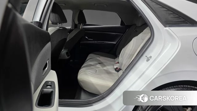 Hyundai Avante (CN7) 2020 Белый из Кореи, фото 3