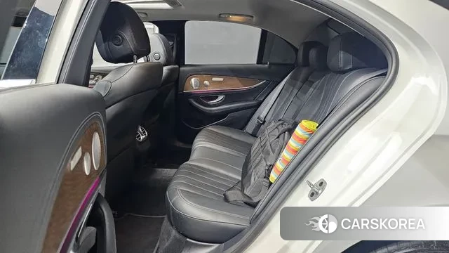 Mercedes-Benz E-Class W213 2020 Белый из Кореи, фото 3