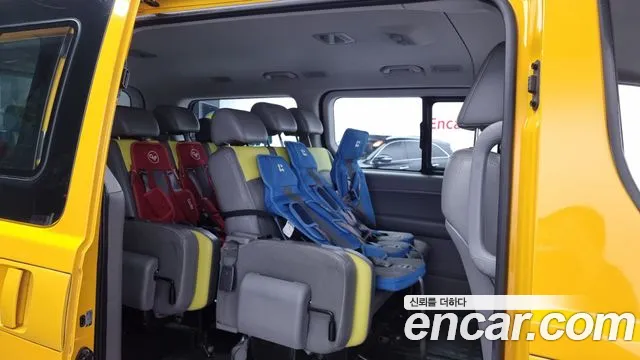 Hyundai The New Grand Starex 2018 Желтый из Кореи, фото 3