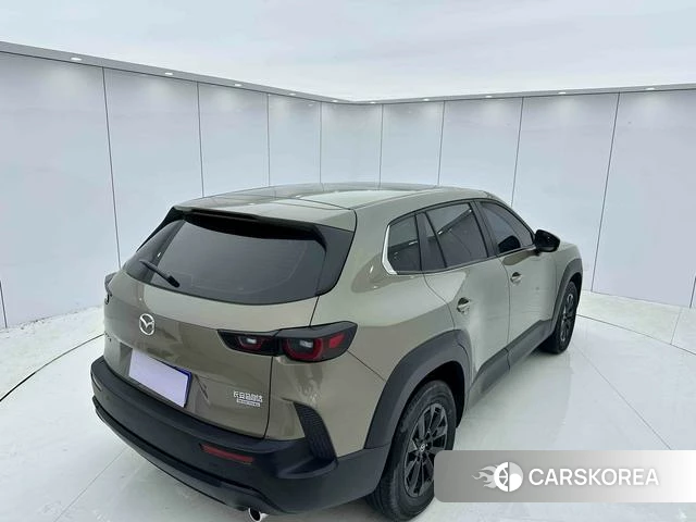 Mazda CX-50 line also 2023 Шампань из Китая, фото 3