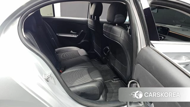 Mercedes-Benz A-Class W177 2019 Серебряный из Кореи, фото 3