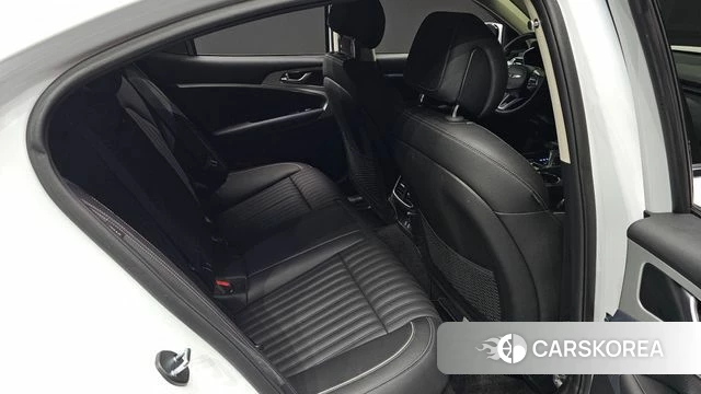 Genesis The New G70 2024 Белый из Кореи, фото 3