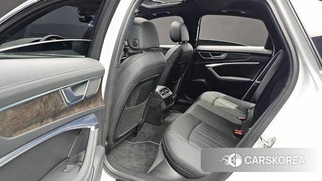 Audi A6 (C8) 2021 Белый из Кореи, фото 3