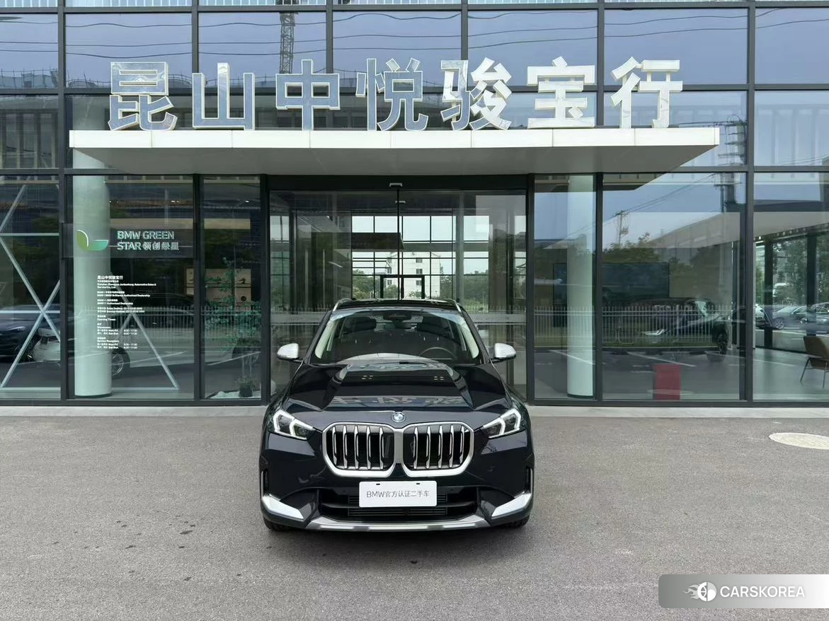 BMW X1 2023 Черный из Китая, фото 3