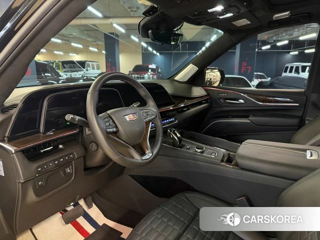Cadillac Escalade 5th Generation 2023 Черный из Кореи, фото 3