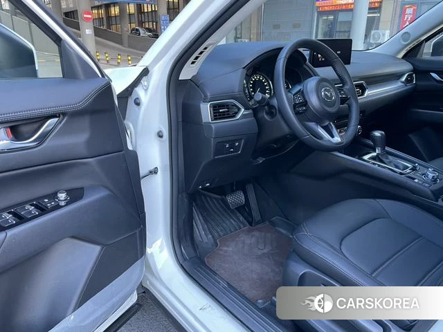 Mazda CX-5 2024 Белый из Китая, фото 3