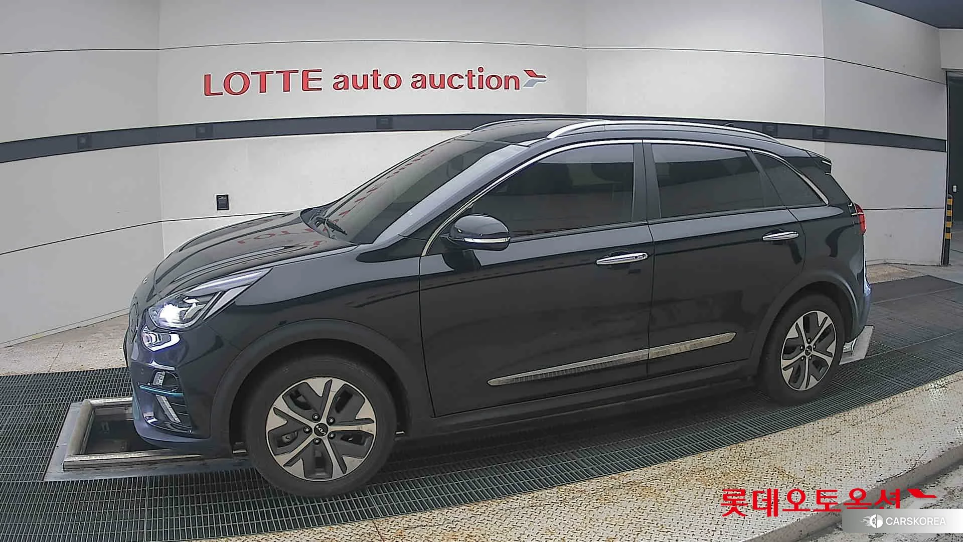 Kia Niro EV 2022 Aurora Black Pearl из Кореи, фото 3