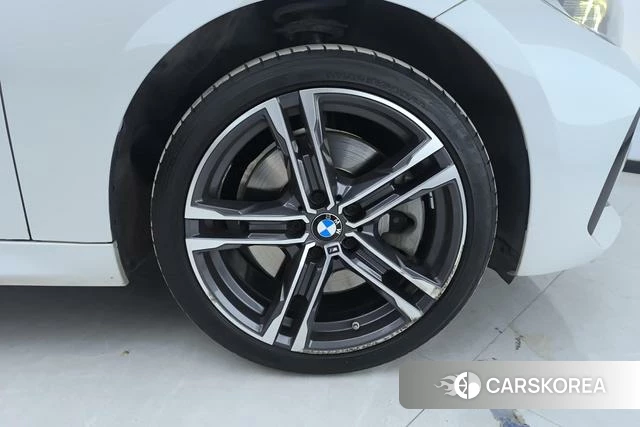 BMW 1 series 2021 Белый из Китая, фото 3