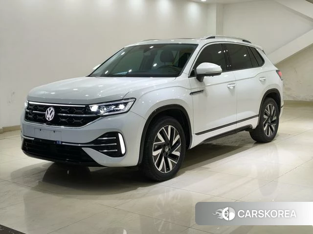 Volkswagen Tanyue 2023 Белый из Китая, фото 3