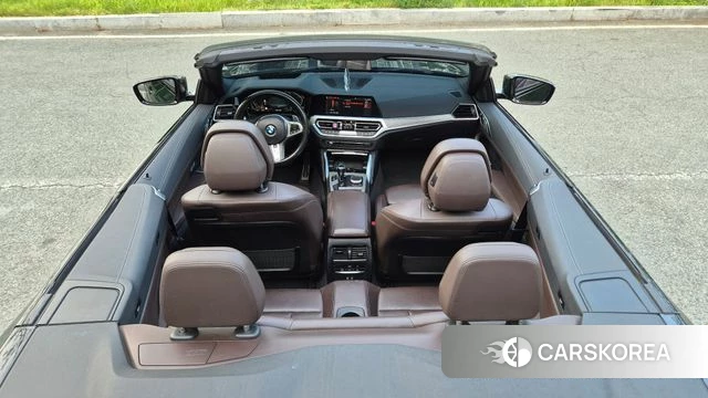 BMW 4 Series (G22) 2021 Темно-зеленый из Кореи, фото 3