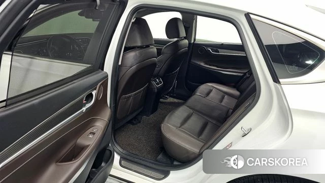 Hyundai Grandeur IG 2018 Белый из Кореи, фото 3