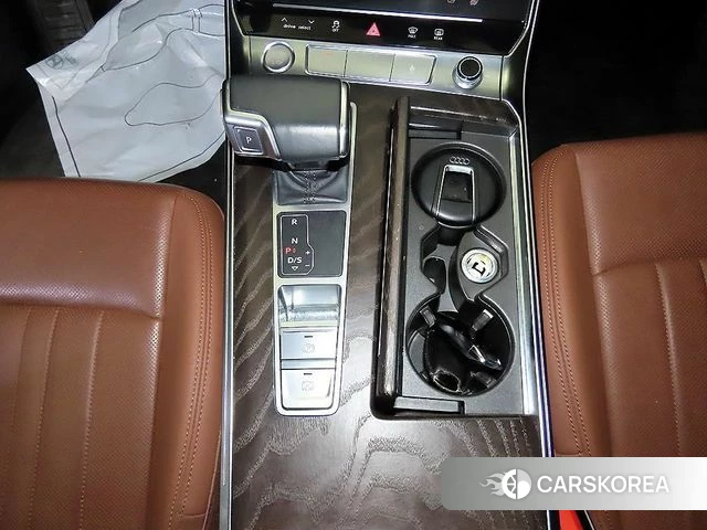 Audi A6 (C8) 2020 Серебряный из Кореи, фото 3