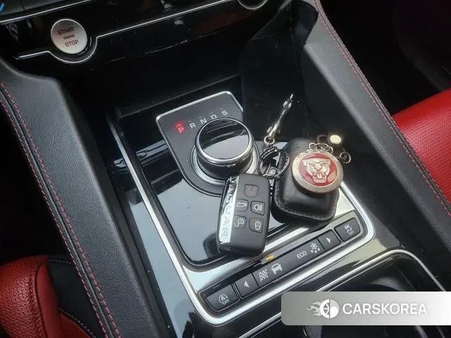 Jaguar F-PACE 2020 Серый из Кореи, фото 3