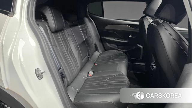 Peugeot 408 2023 Белый из Кореи, фото 3