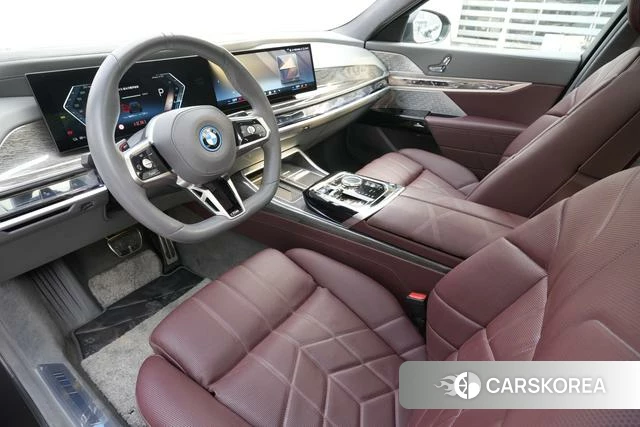 BMW i7 2023 Черный из Китая, фото 3