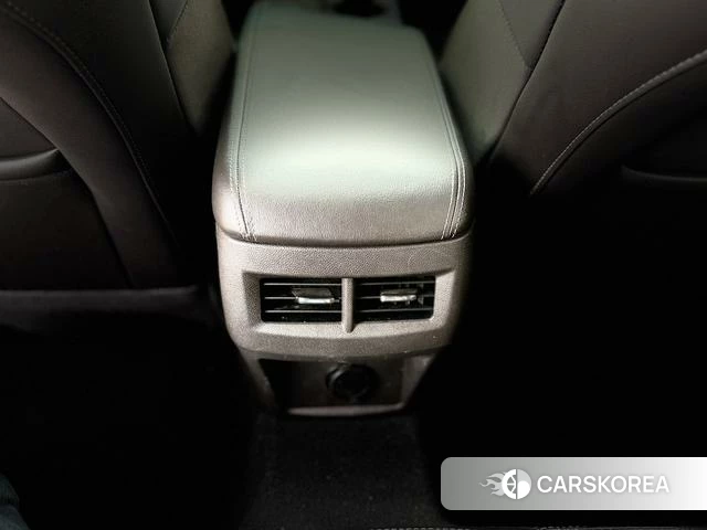 Cadillac CT4 2022 Белый из Китая, фото 3