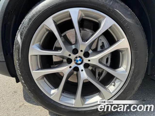 BMW X5 (G05) id 2668191 из Кореи 3