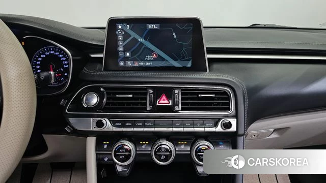 Genesis G70 2018 Серебряный из Кореи, фото 3