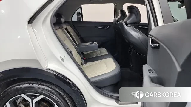 Kia Di Ol Nu Niro 2022 Белый из Кореи, фото 3