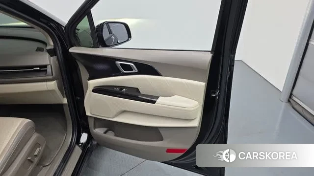 Kia Carnival 4th generation 2022 Черный из Кореи, фото 3