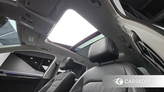 Volkswagen Tiguan second Generation 2022 Белый из Кореи, фото 3