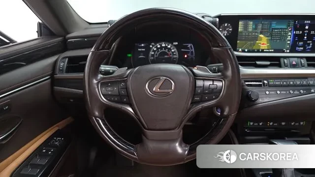 Lexus ES300h 7th generation 2018 Черный из Кореи, фото 3