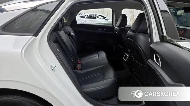 Kia The New K5 3rd generation 2024 Белый из Кореи, фото 3