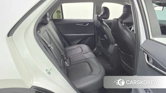 Kia Di Ol Nu Niro 2022 Белый из Кореи, фото 3