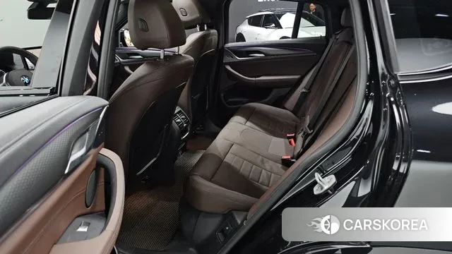 BMW X4 (G02) 2024 Черный из Кореи, фото 3