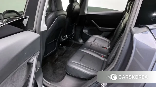 Tesla Model Y 2022 Серый из Кореи, фото 3