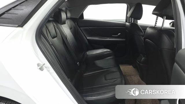 Hyundai Avante (CN7) 2021 Белый из Кореи, фото 3