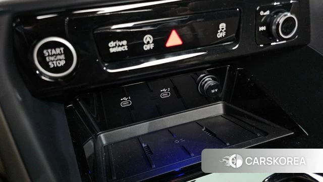 Audi Q5 (80A) 2025 Белый из Кореи, фото 3