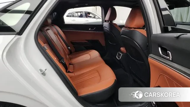 Kia The New K5 Hybrid 3rd generation 2023 Белый из Кореи, фото 3