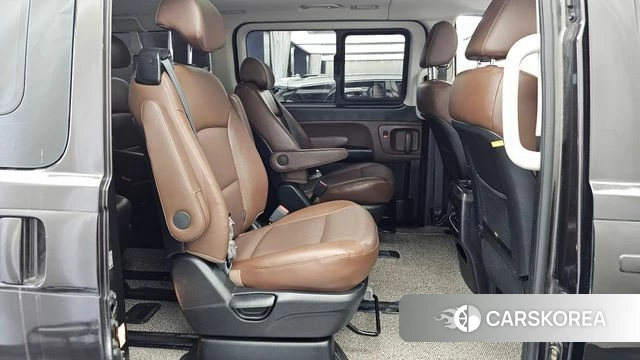 Hyundai The New Grand Starex 2018 Черный из Кореи, фото 3