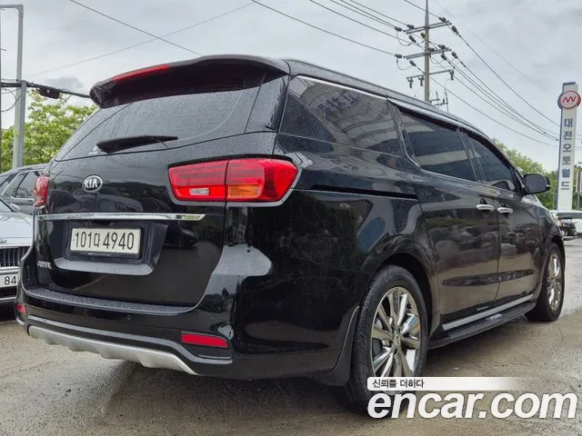 Kia The New Carnival id 2706642 из Кореи 3