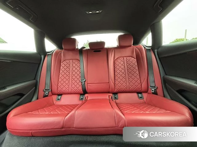 Audi S5 2023 Серебристо-серый из Китая, фото 3