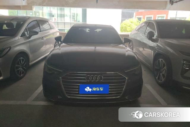 Audi A6L 2020 Темно-серый из Китая, фото 3