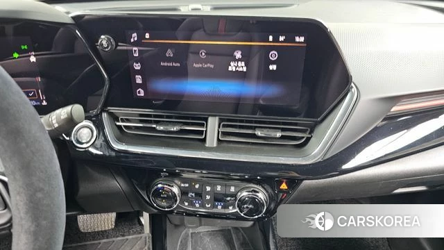 Chevrolet (GM Daewoo) Trax Crossover 2024 Черный из Кореи, фото 3