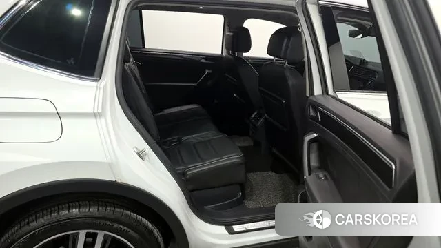 Volkswagen Tiguan Allspace 2018 Белый из Кореи, фото 3