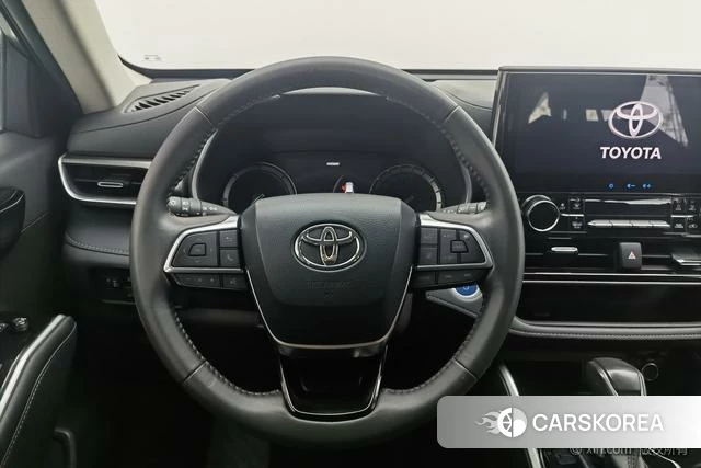 Toyota Highlander 2022 Белый из Китая, фото 3