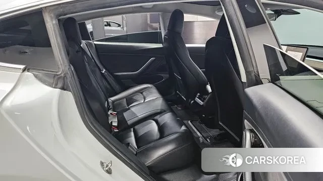 Tesla Model 3 2020 Белый из Кореи, фото 3