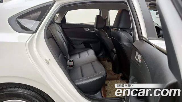 Kia Come New K3 id 2703114 из Кореи 3