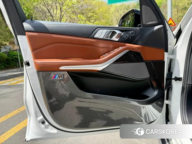 BMW X7 (G07) 2021 Белый из Кореи, фото 3