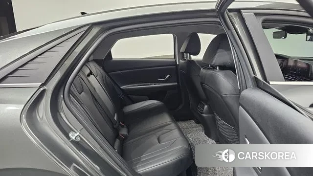 Hyundai Avante Hybrid (CN7) 2022 Серый из Кореи, фото 3