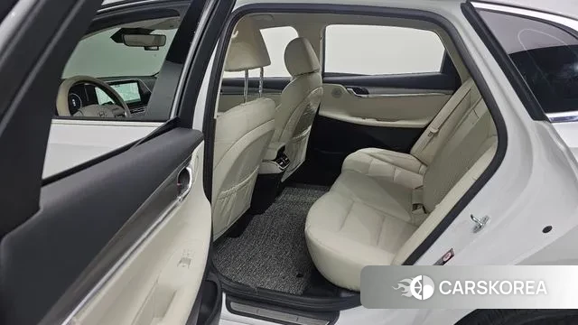 Hyundai The New Grandeur IG Hybrid 2021 Белый из Кореи, фото 3